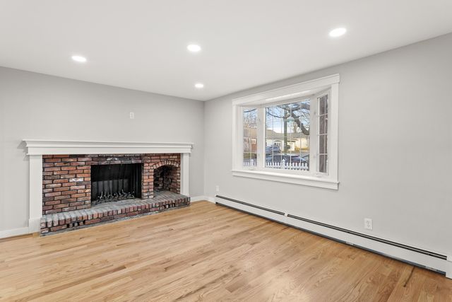 183 Gold Street, Manchester, NH 03103