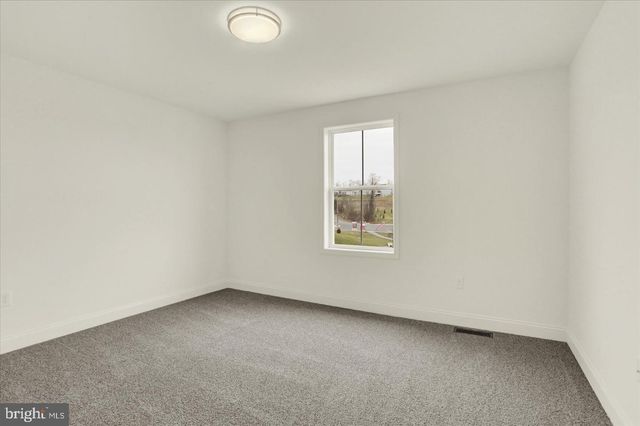 665 BRITTANY DR, Mechanicsburg, PA 17055