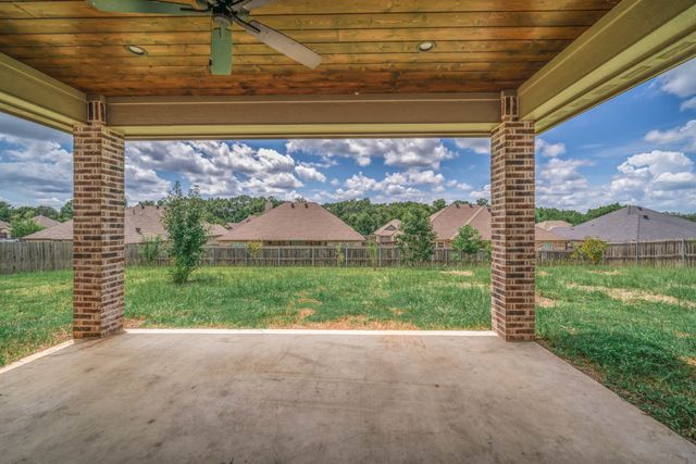 203 New Braunfels, Hallsville, TX 75650