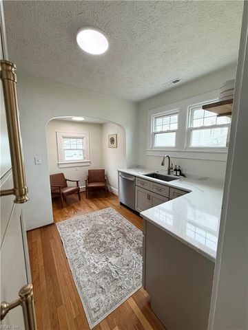 129 North AVE, Newport News, VA 23601