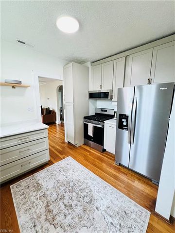 129 North AVE, Newport News, VA 23601