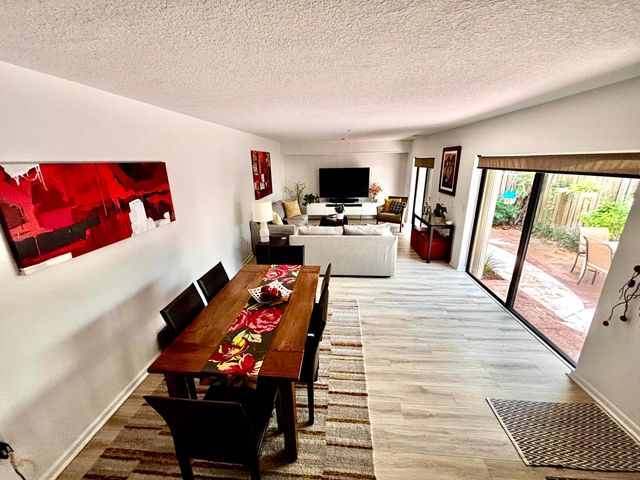 1700 Embassy Drive 403, West Palm Beach, FL 33401