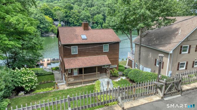 11 Candlewood Road, New Fairfield, CT 06812