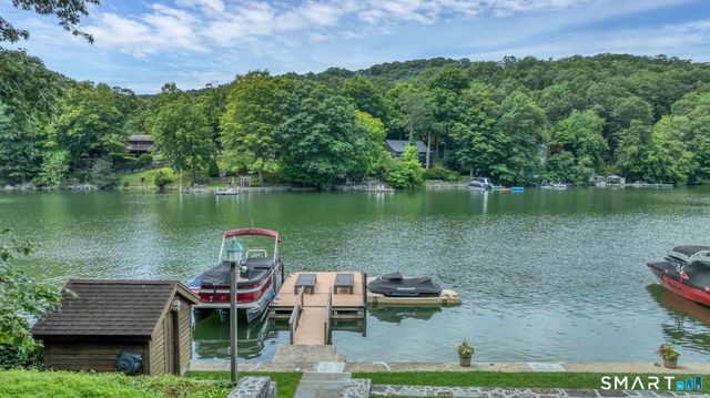 11 Candlewood Road, New Fairfield, CT 06812