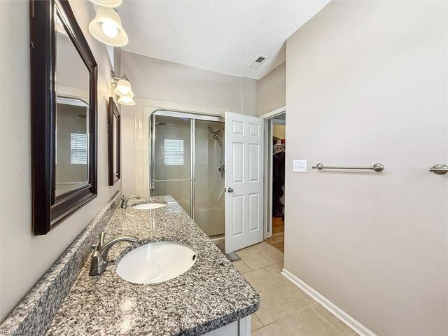 2235 White House Cv, Newport News, VA 23602