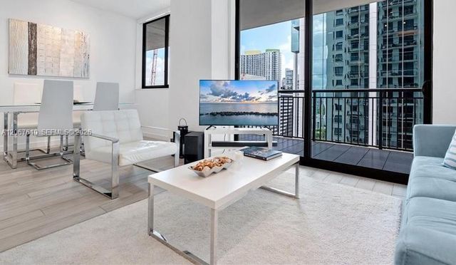 999 SW 1st Avenue 2115, Miami, FL 33130