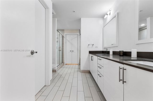 999 SW 1st Avenue 2115, Miami, FL 33130