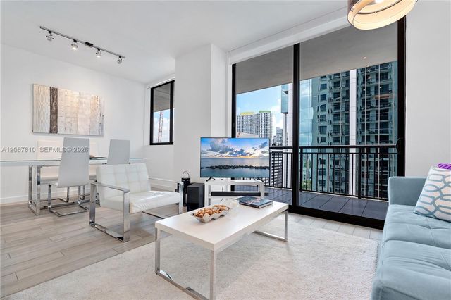 999 SW 1st Avenue 2115, Miami, FL 33130