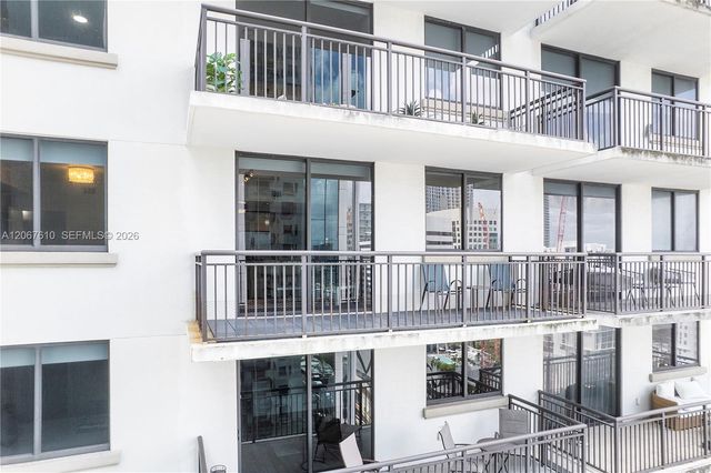 999 SW 1st Avenue 2115, Miami, FL 33130