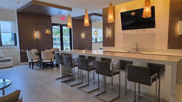 999 SW 1st Avenue 2115, Miami, FL 33130