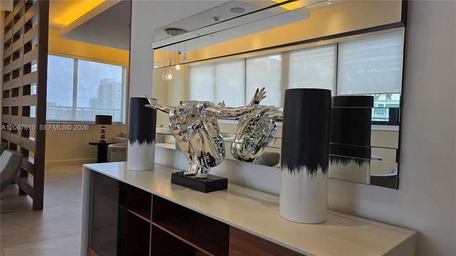 999 SW 1st Avenue 2115, Miami, FL 33130