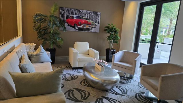999 SW 1st Avenue 2115, Miami, FL 33130
