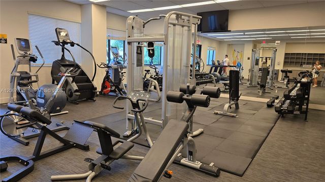 999 SW 1st Avenue 2115, Miami, FL 33130