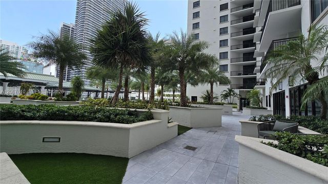 999 SW 1st Avenue 2115, Miami, FL 33130