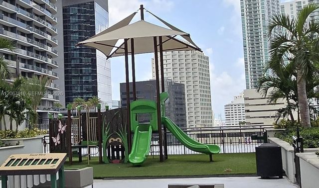 999 SW 1st Avenue 2115, Miami, FL 33130