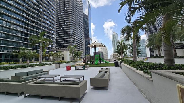 999 SW 1st Avenue 2115, Miami, FL 33130