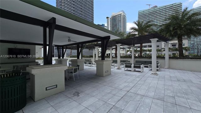 999 SW 1st Avenue 2115, Miami, FL 33130