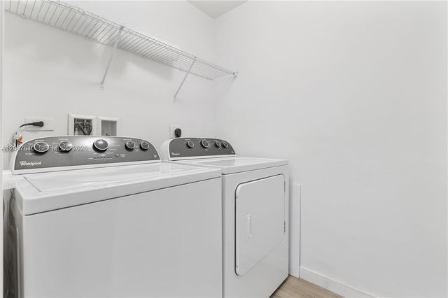 999 SW 1st Avenue 2115, Miami, FL 33130