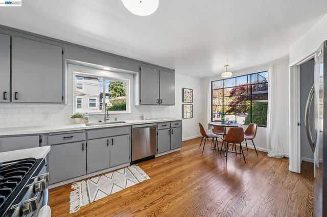 2135 Buena Vista Ave, Alameda, CA 94501