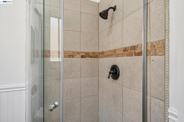 2135 Buena Vista Ave, Alameda, CA 94501