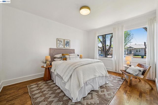 2135 Buena Vista Ave, Alameda, CA 94501