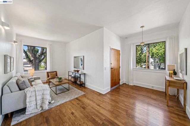 2135 Buena Vista Ave, Alameda, CA 94501