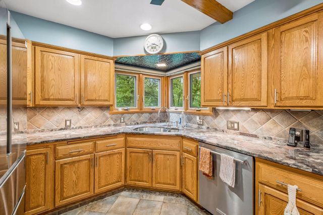 129 Teresa Drive, West Saint Paul, MN 55118