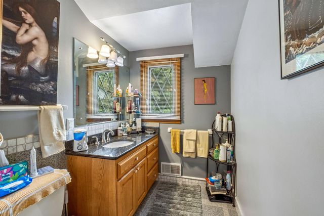 129 Teresa Drive, West Saint Paul, MN 55118
