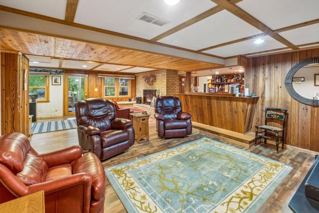 129 Teresa Drive, West Saint Paul, MN 55118