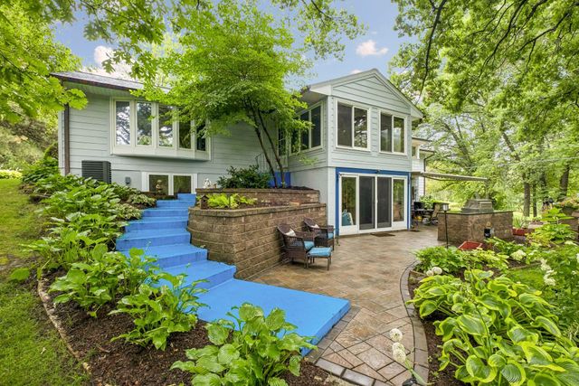 129 Teresa Drive, West Saint Paul, MN 55118