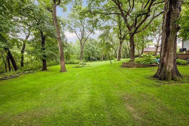 129 Teresa Drive, West Saint Paul, MN 55118