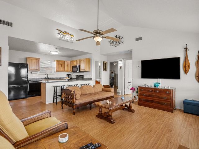 1206 Middle Drive W, Surfside Beach, TX 77541