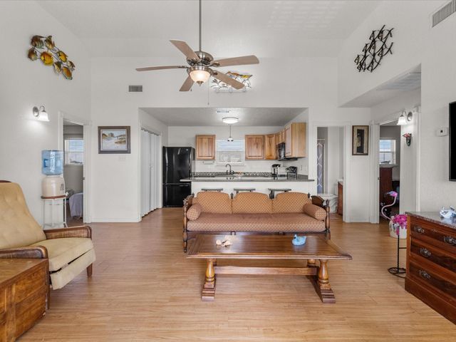 1206 Middle Drive W, Surfside Beach, TX 77541