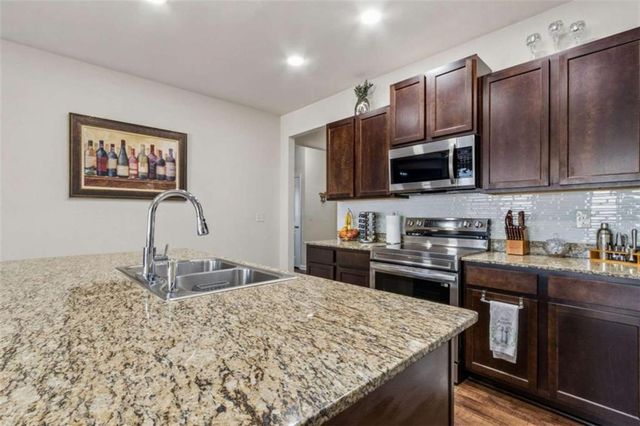 3255 Heatherwood Drive, Gainesville, GA 30507