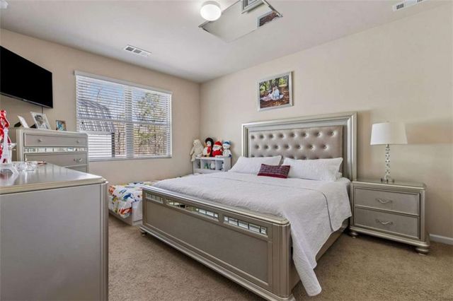 3255 Heatherwood Drive, Gainesville, GA 30507