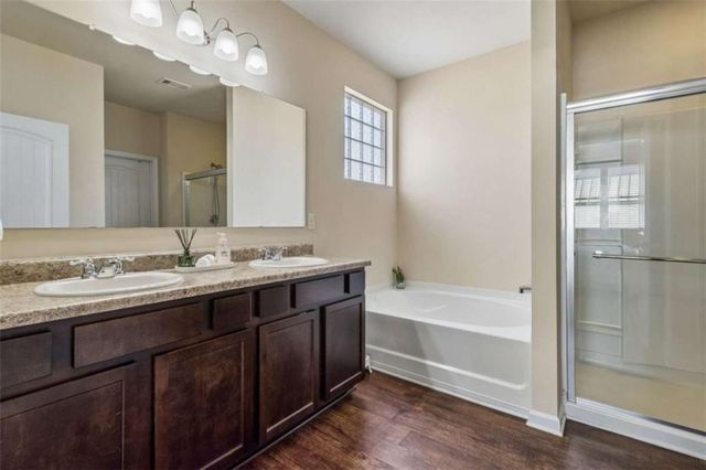 3255 Heatherwood Drive, Gainesville, GA 30507