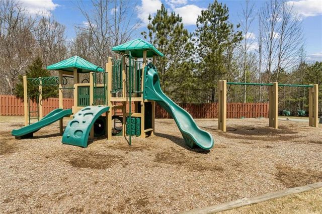 3255 Heatherwood Drive, Gainesville, GA 30507