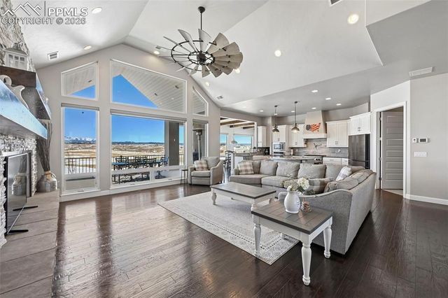 5734 Windridge Point, Colorado Springs, CO 80908