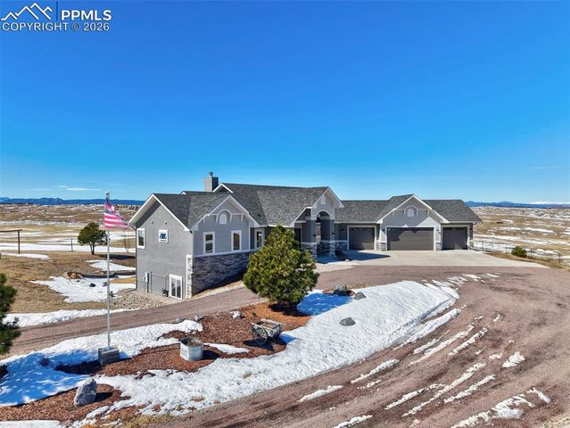 5734 Windridge Point, Colorado Springs, CO 80908