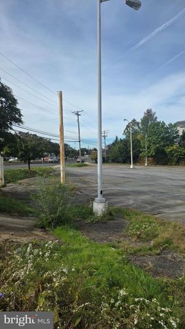 7600 LANDOVER RD, Landover, MD 20785