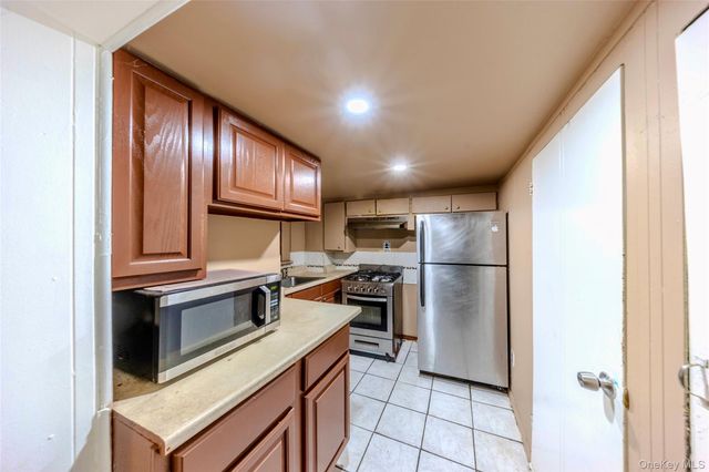 1557 Glover Street, Bronx, NY 10462