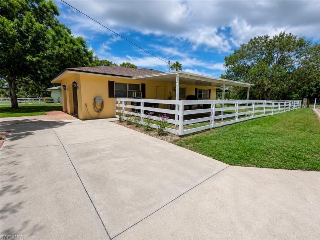1798 Marilyn DR, NORTH FORT MYERS, FL 33917 — photo 3