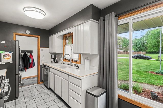 313 Thelma Drive, Battle Creek, MI 49014