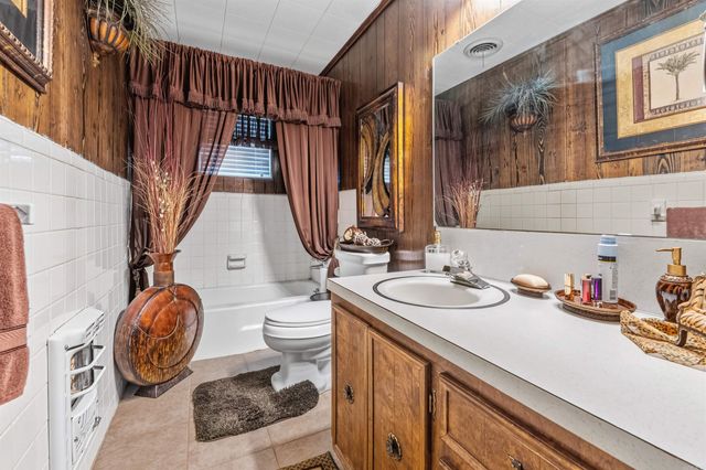 115 W Valentine Rd, Jacksonville, AR 72076