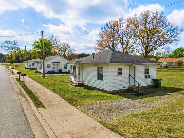 115 W Valentine Rd, Jacksonville, AR 72076