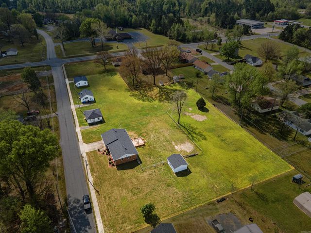 115 W Valentine Rd, Jacksonville, AR 72076