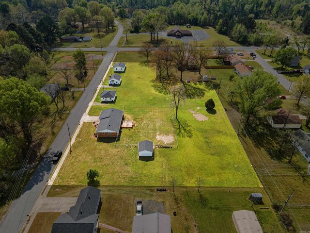 115 W Valentine Rd, Jacksonville, AR 72076