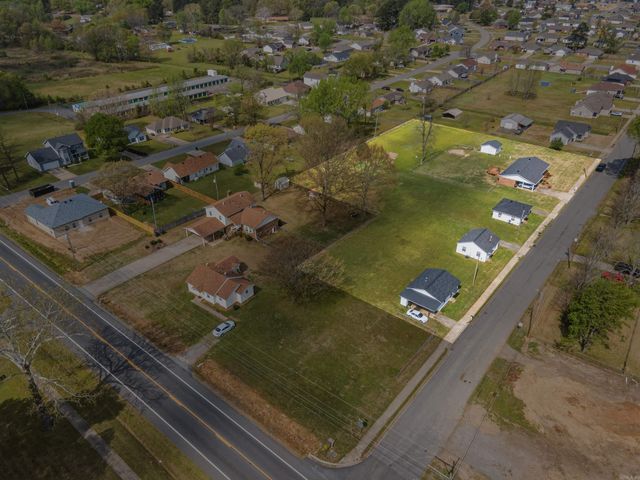 115 W Valentine Rd, Jacksonville, AR 72076