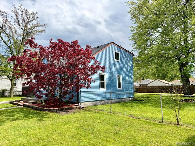 21732 Rosedale Street, St. Clair Shores, MI 48080