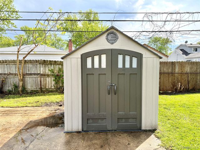 21732 Rosedale Street, St. Clair Shores, MI 48080